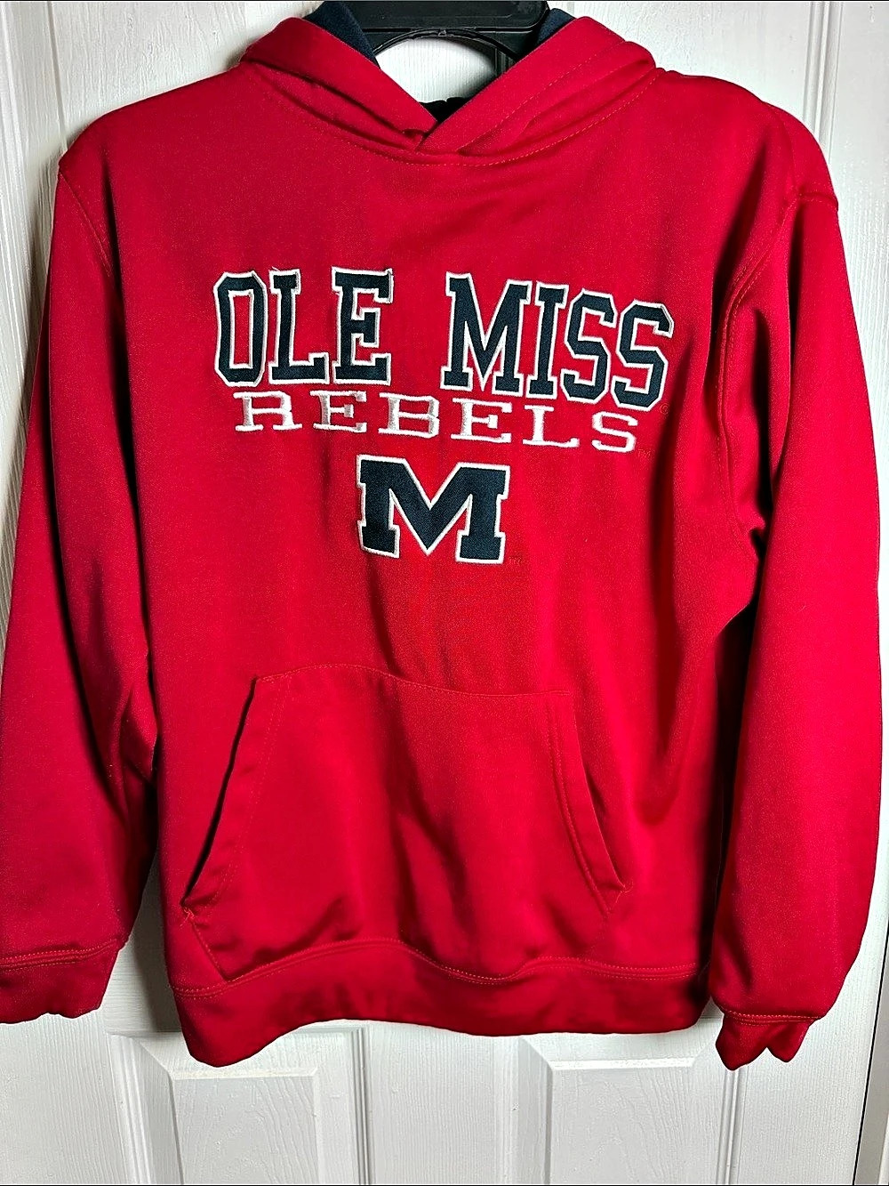 Colosseum Ole Miss Rebels M hoodie Kids Red & Blue Size Medium Hoodie
